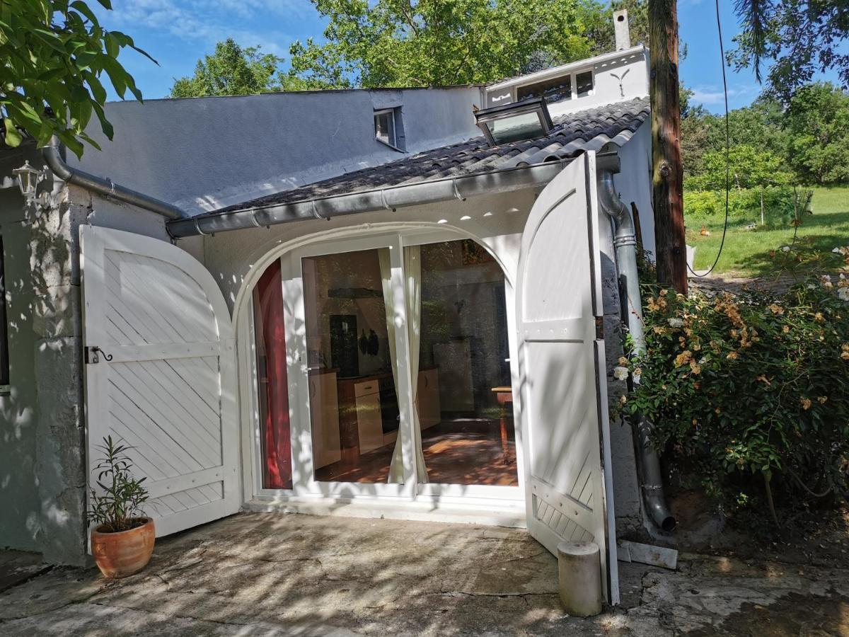 Le Marchon Ferienwohnung Bazens Extérieur photo